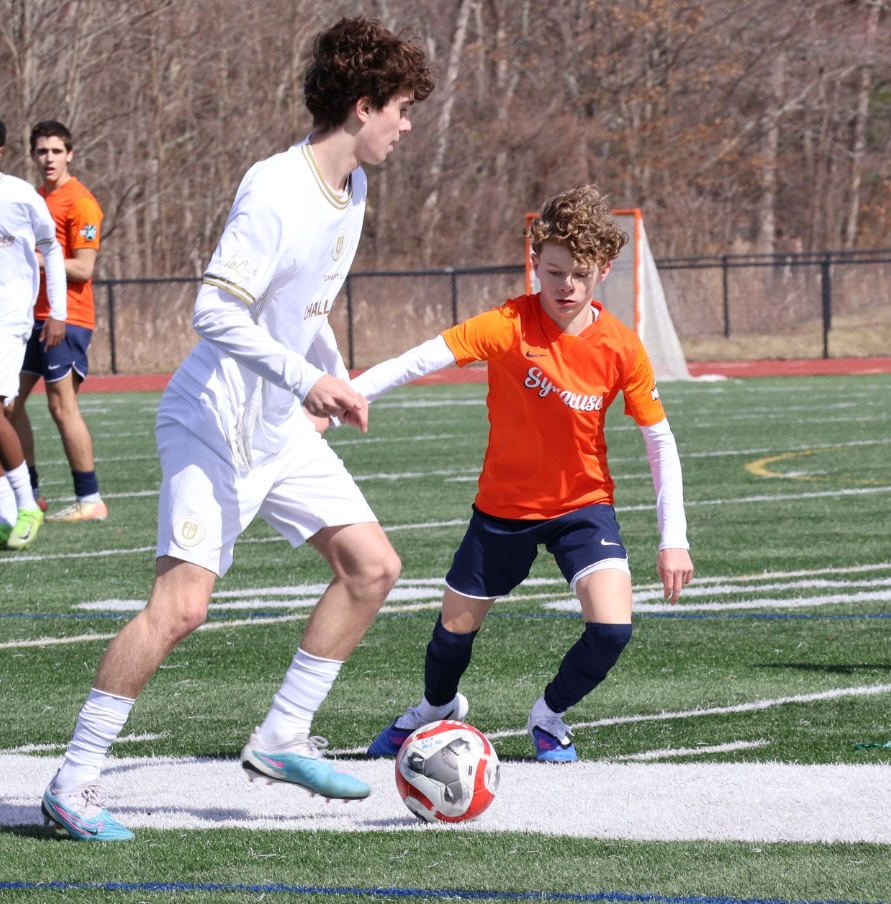 Matthew Headd competing for the ball